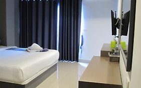 สุวรรณภูมิ โอเรียนตัล รีสอร์ต Hotel 3*